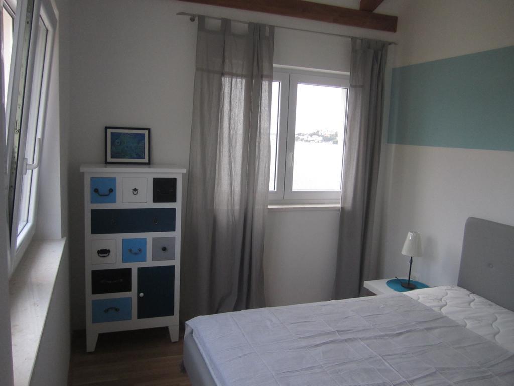Apartments Jela 로고즈니차 객실 사진